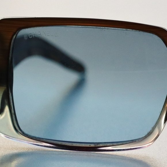 CHANEL 5045 Quilted Sunglasses with CC Logo - Picture 9 of 15